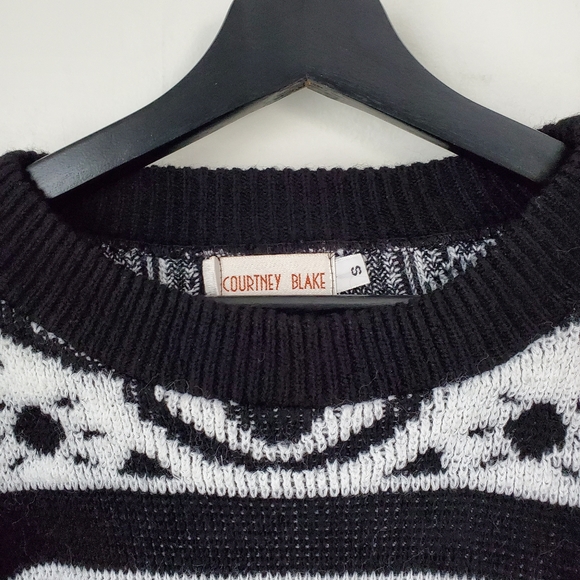 VTG abstract 80's Sweater - Picture 9 of 11